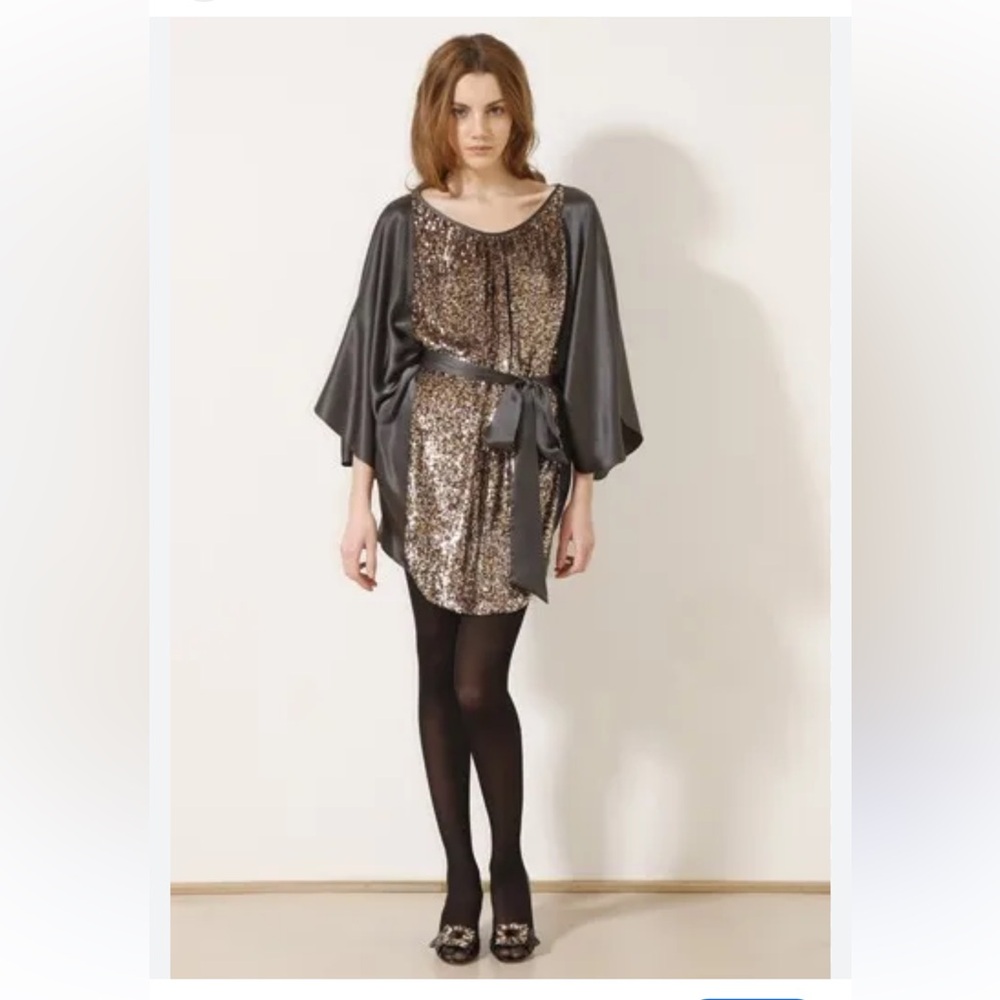 Reem Akra Runway Sequence Dress Size S/M . Green/olive color